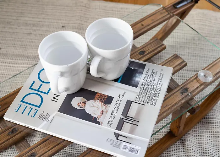 Il Triangolo Sul Bianco Degli Sportivi! بيت للعطل