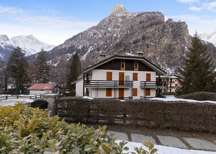 Holiday home Il Triangolo Sul Bianco Degli Sportivi!